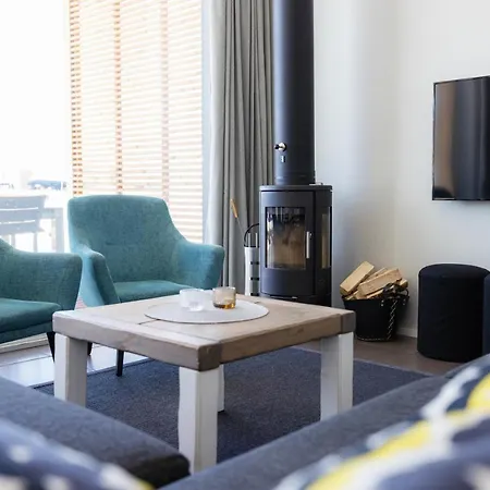 Nallikari Seaside Lomakylät 4*